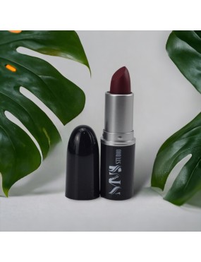 MNJS Noir Collection Matte Lipstick Shade B-8 (Limited Edition)