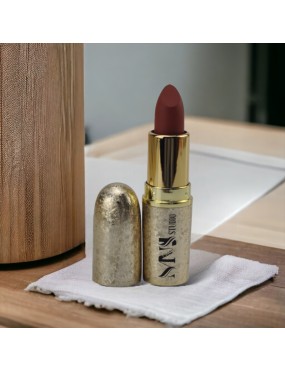 MNJS Gold Collection Matte Lipstick Shade K-2 (Limited Edition)